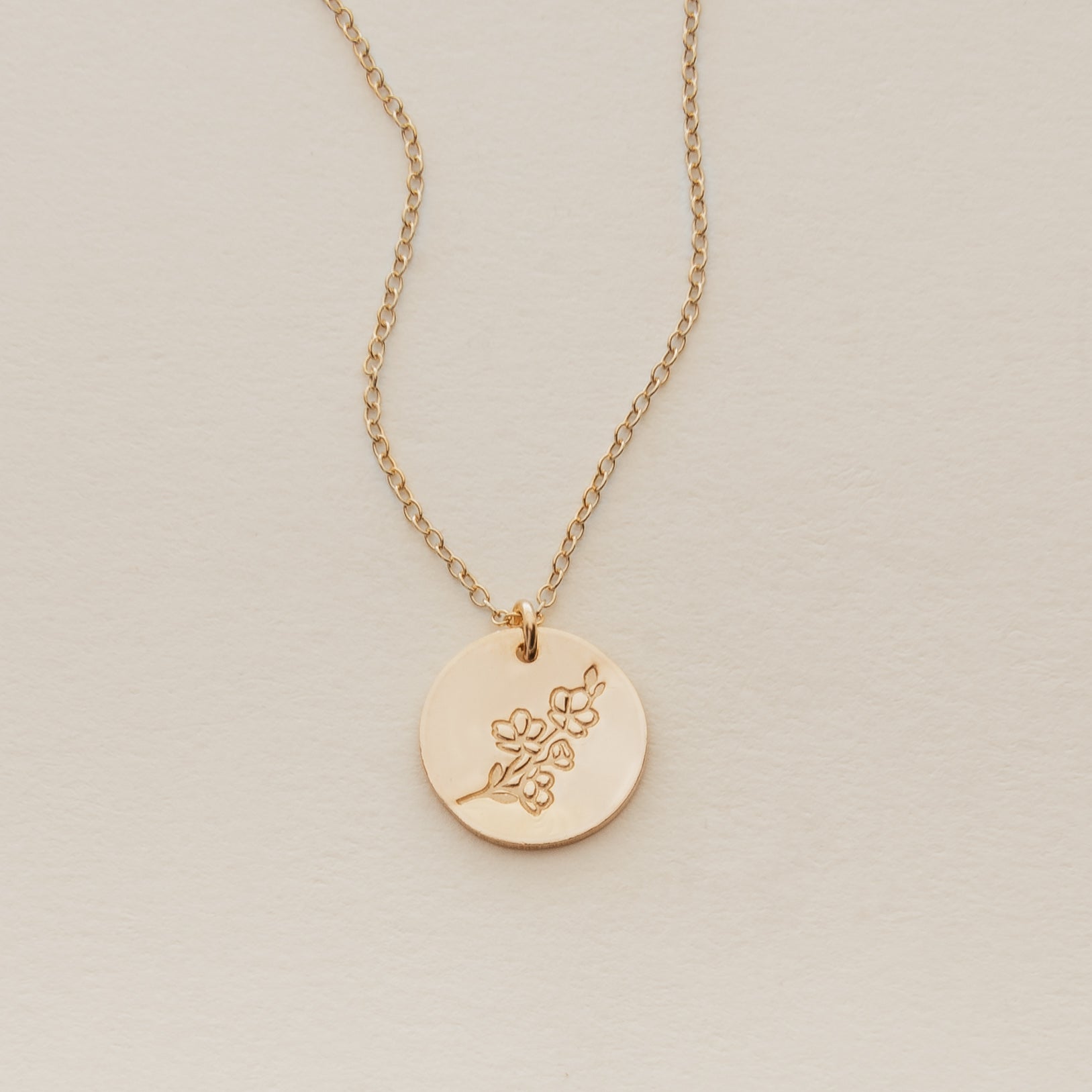 Birth Flower Necklace | laurelbox